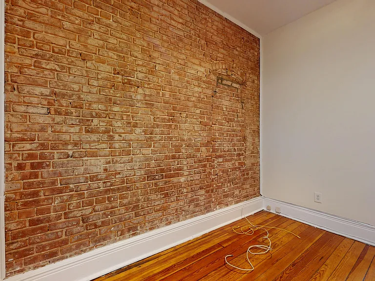 925 Willow Ave #3R — Photo 9