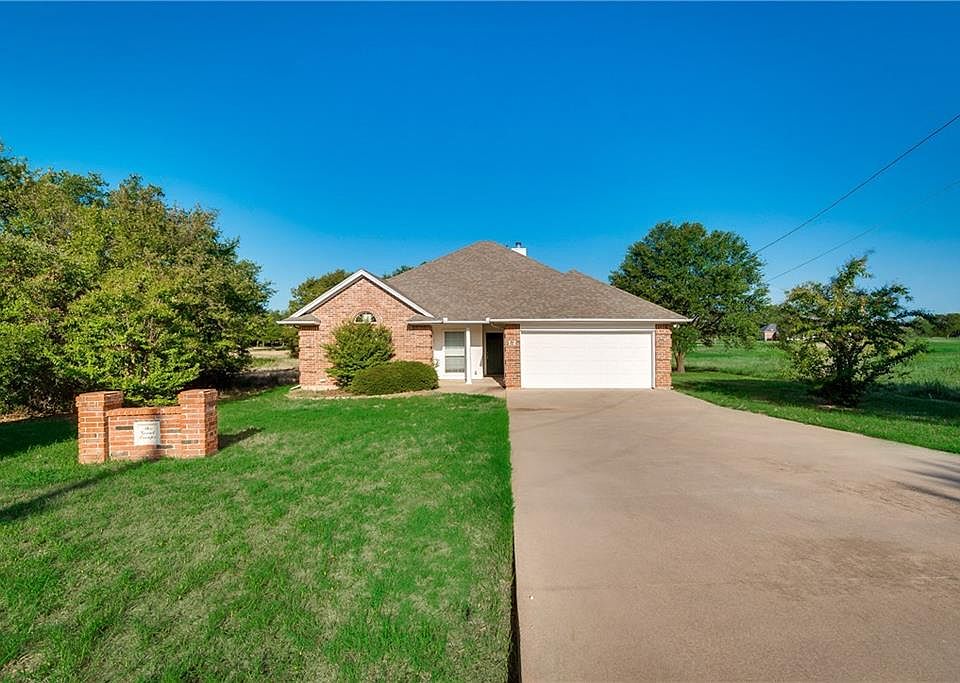 1st image of 14012 Sandy Oaks Dr