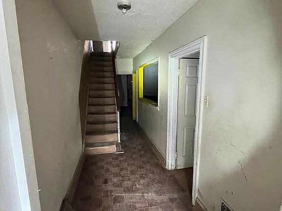 2nd image of 1613 N Bailey St