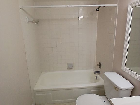 5th image of 4354 NW 9th Ave #12