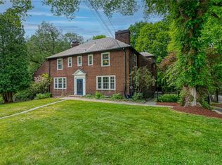 16 Winding Rd, Leetsdale, PA 15056