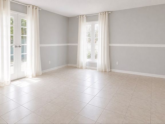 2nd image of 1386 Lorilyn Ave Unit 2
