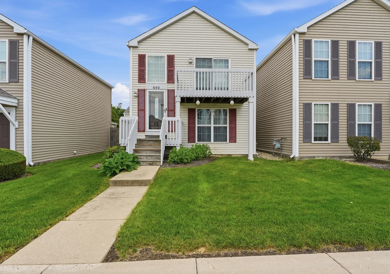 2 bed, 1380 sqft, $2,400 — Photo 1