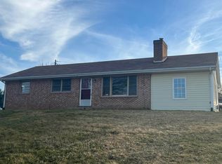 14 View Dr, Stuarts Draft, VA 24477