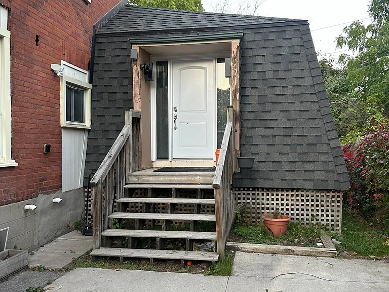 274 William St #L — Photo 24