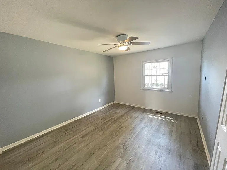 10169 Bridle Rd #1 — Photo 7