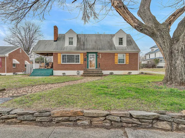 4018 Richland Ave NW, Roanoke, VA 24012