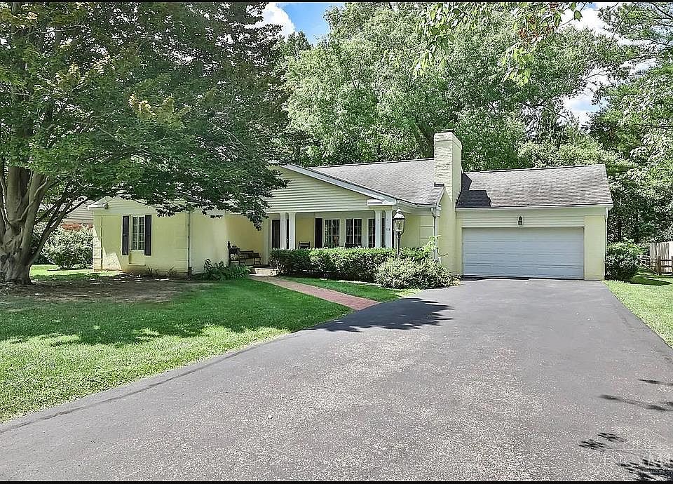 1st image of 105 Red Bird Ln