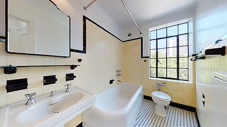 Rented by Bond New York