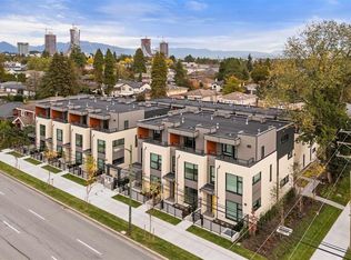 6768 Oak St #3, Vancouver, BC V6P0L2