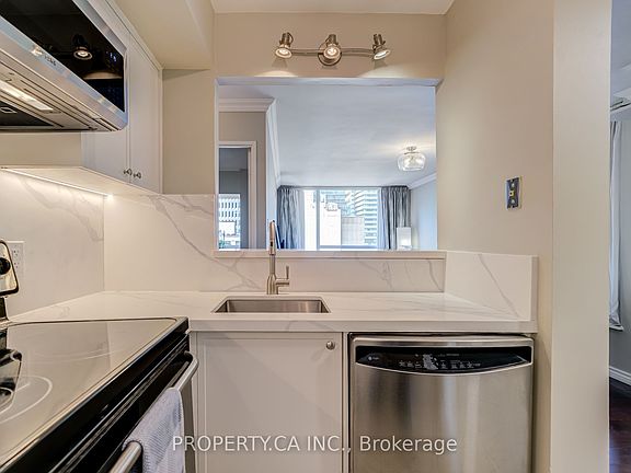 3rd image of 92 King St E #1008