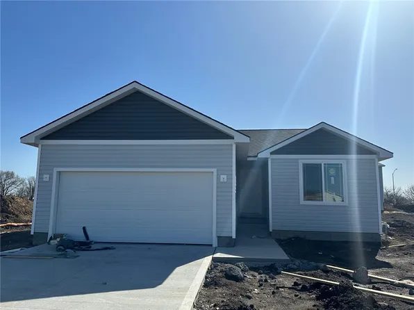 1015 Polk St, De Soto, IA 50069
