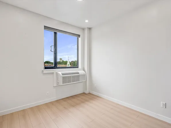 96-11 37th Avenue 4A image 3 of 8