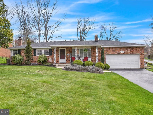 2600 Cambridge Rd, York, PA 17402