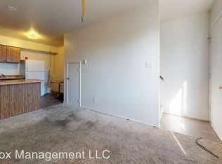 504 Candelaria Rd NW APT 6, Albuquerque, NM 87107