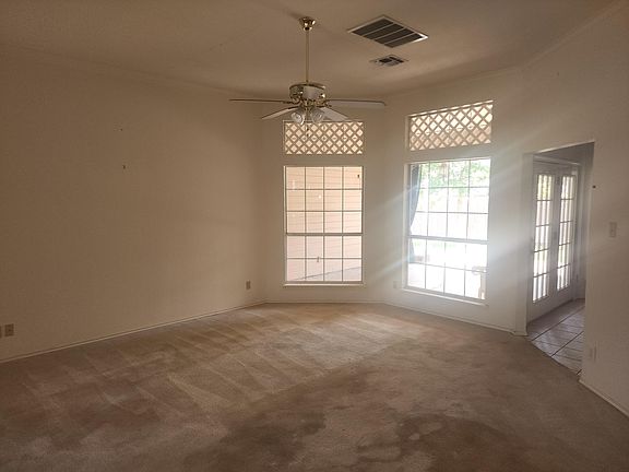 4th image of 3405 Windmill Dr