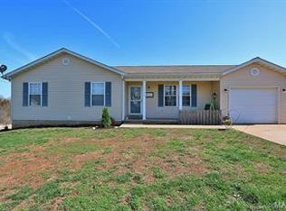 1144 Hawthorne St, Bonne Terre, MO 63628