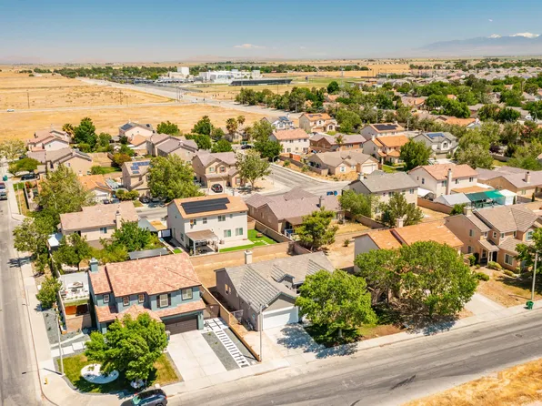 44034 27th St E, Lancaster, CA 93535