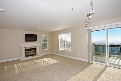 2nd image of 925 Cresta Way APT 12