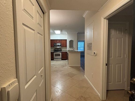 3rd image of 2801 Chancellorsville Dr APT 312