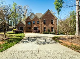 135 Webbed Foot Rd, Mooresville, NC 28117