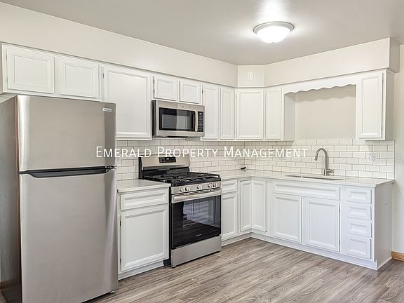 5th image of 590 N Mulford Rd APT 3