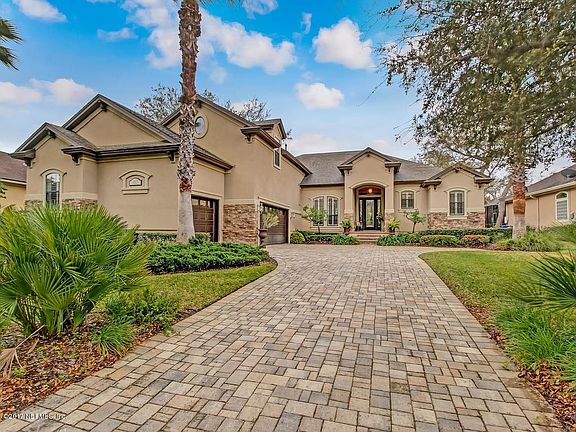 Beautiful Palencia Home