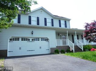 7404 Heathrow Dr, Fredericksburg, VA 22407