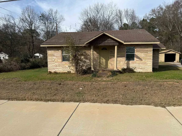 409 W Harrison Rd, Longview, TX 75604