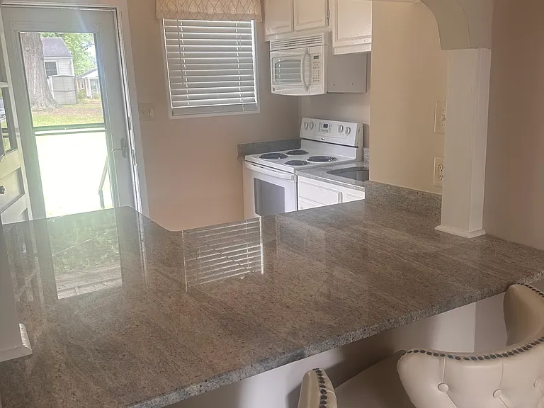 1822 Villa Dr #1822 — Photo 4
