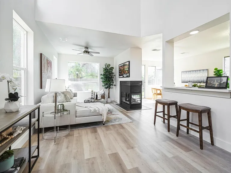 5324 Catanzaro Way — Photo 4