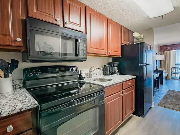 3rd image of 2710 N Ocean Blvd. #824
