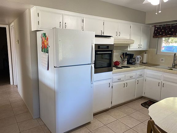 4th image of 11022 N Coggins Dr