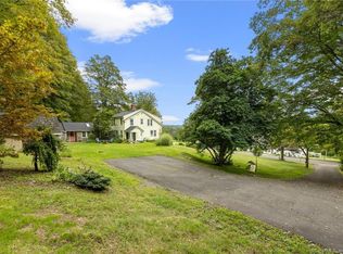 188 Injun Hollow Rd, East Hampton, CT 06424