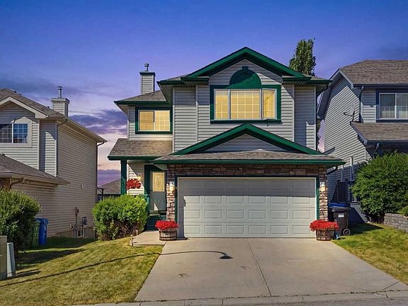 2nd image of 140 E Arbour Stone Cres NW