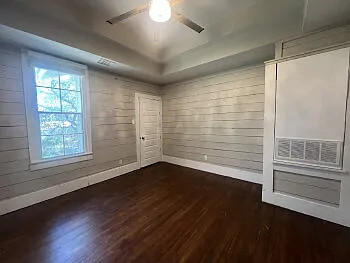 16862 FM 306 — Photo 18