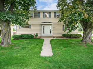 5612 Bjelde Ln, Monona, WI 53716
