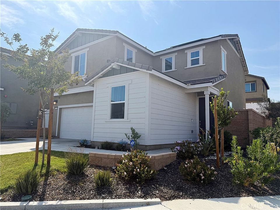1st image of 364 Castaic Way