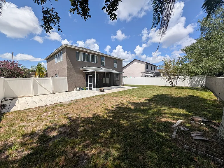 11435 Georgetown Cir — Photo 32