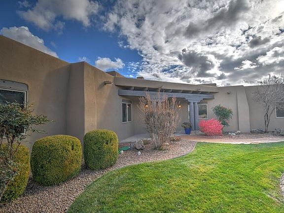 2nd image of 60 El Dorado Rd