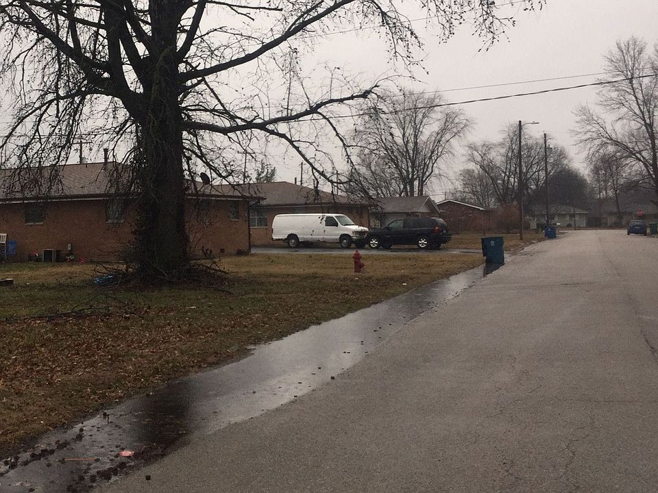 2nd image of 22A-22B Eastgate Dr