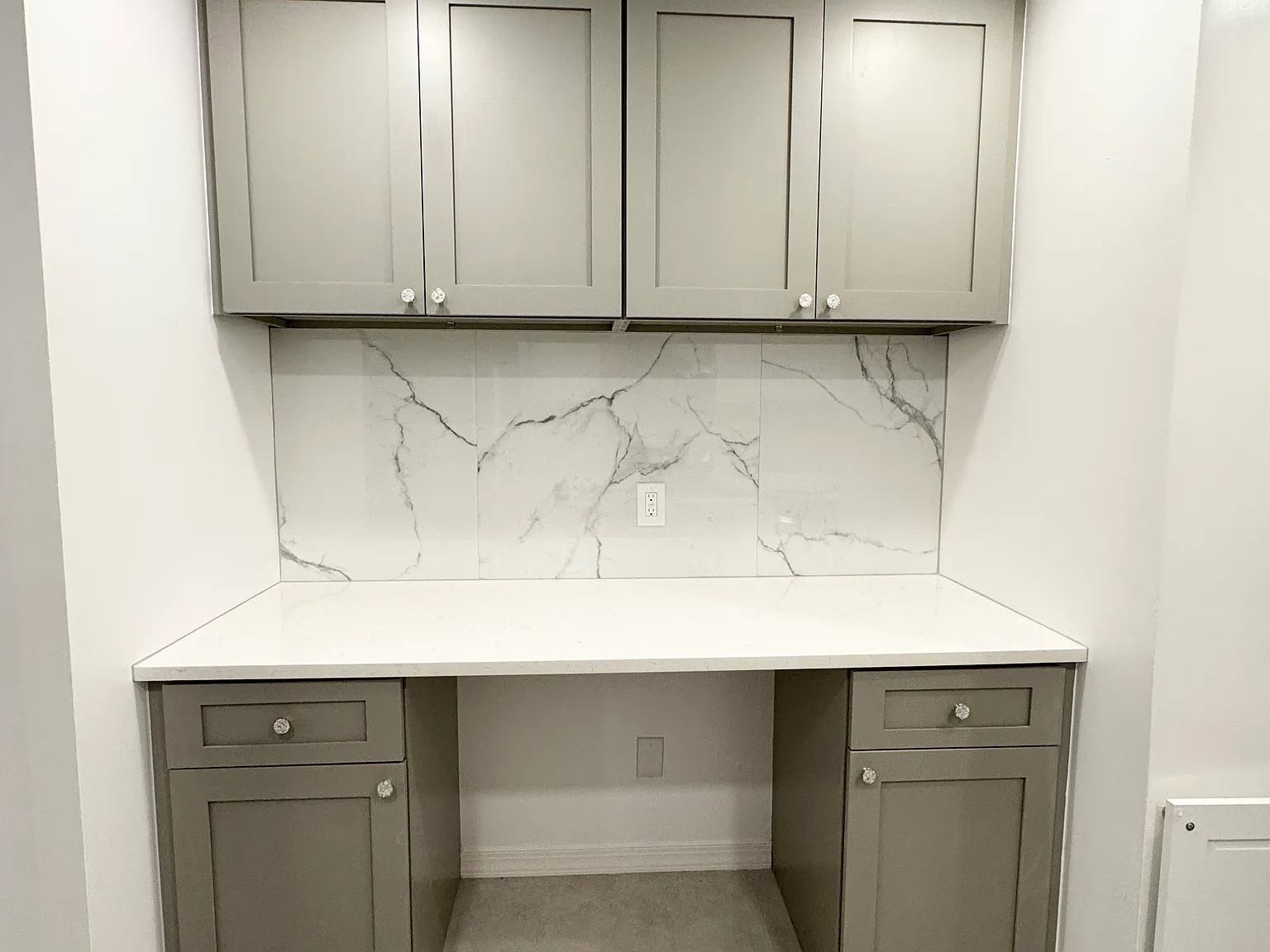 2 bed, 1050 sqft, $2,990 — Photo 2