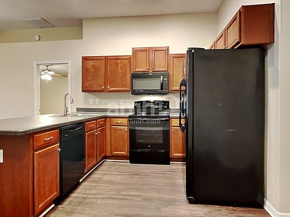 3rd image of 3311 Highland Mill Ln