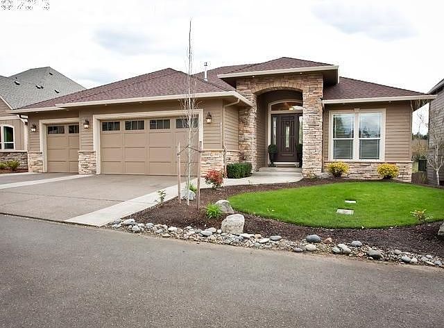1st image of 4803 NE 126th Cir