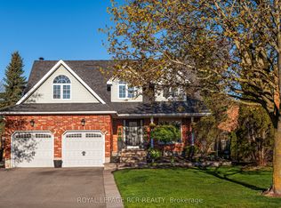 237 Elmwood Cres, Orangeville, ON L9W 4T4
