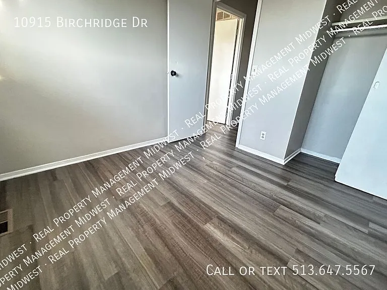 10915 Birchridge Dr — Photo 9