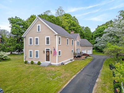 376 Main Street, Hopkinton, NH, 03229