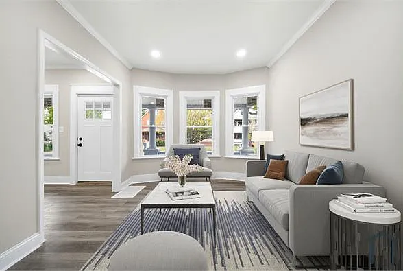 4 bed, $1,600 — Photo 4