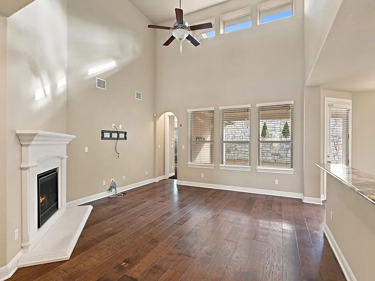 4205 Front Range Ln — Photo 6