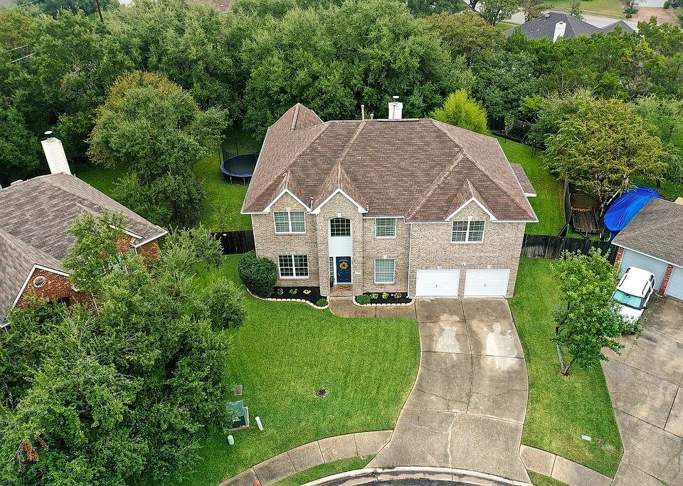 Exterior with huge backyard